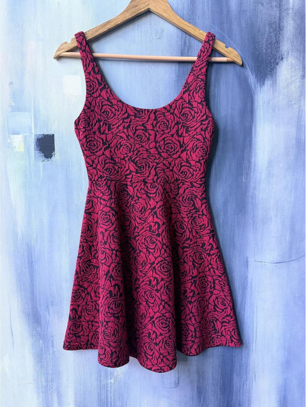 Love Culture Pink Rose Jacquard Skater Dress Small